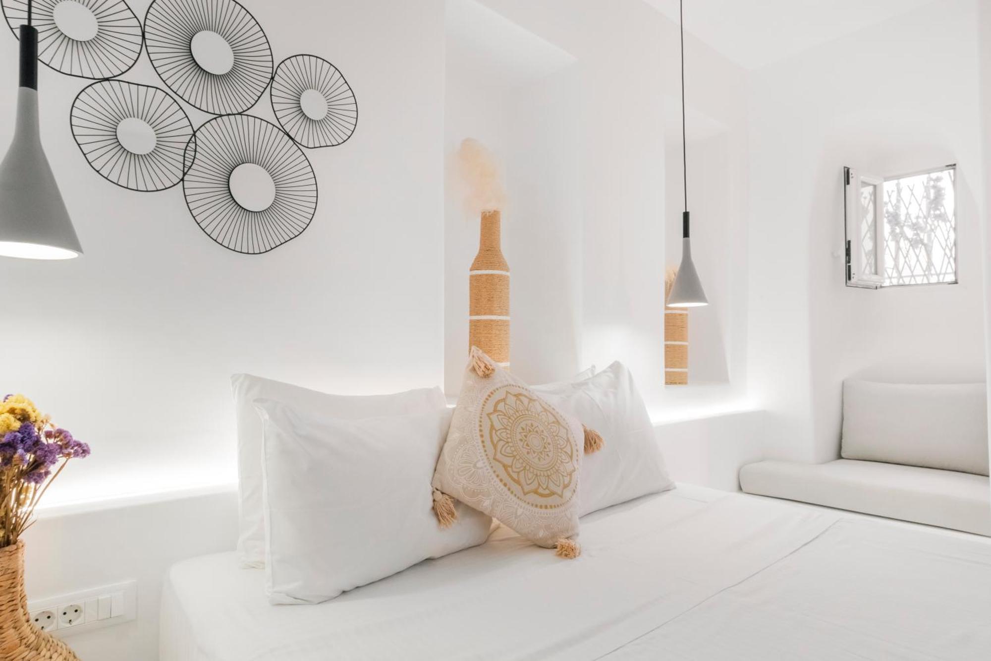 August Mykonos
